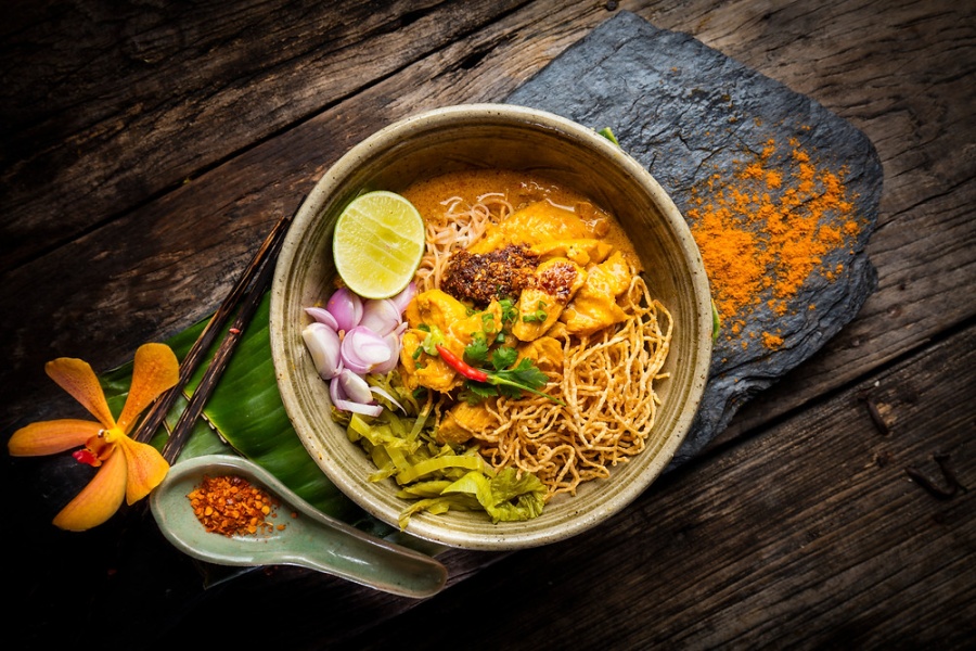 Популярные тайские блюда включены в список CNN Travel «50 лучших уличных блюд Азии»